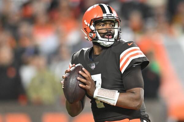 Thursday Night Football: Jacoby Brissett, Nick Chubb power Browns past Steelers