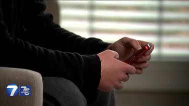 Clark Howard: Do you know how your kids are being tracked with their devices?