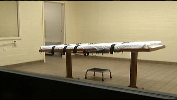 Ohio executes Dennis McGuire, struggled to breathe during execution