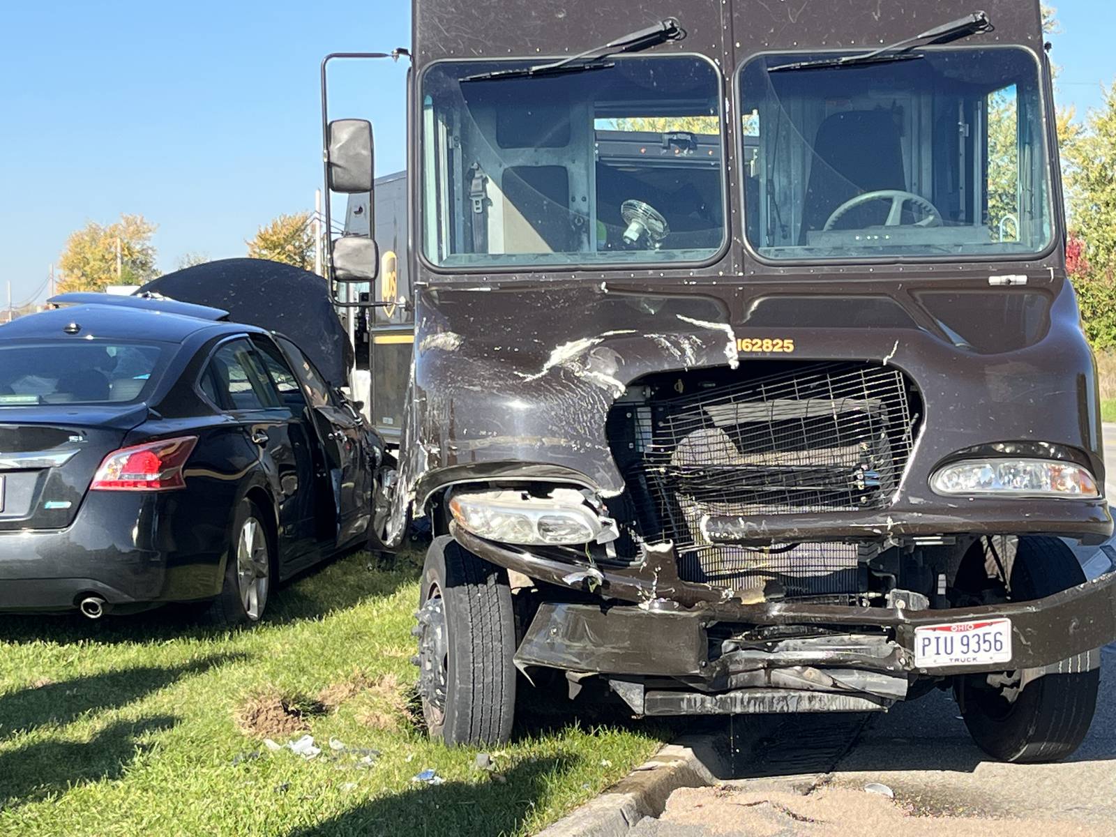 Photos Injuries Reported After Crash Involving Ups Truck Whio Tv 7 And Whio Radio 3462