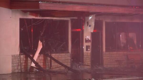 PHOTOS: 2 businesses damaged after early morning fire in Dayton