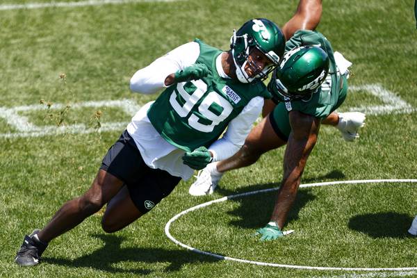 Jets rookie has perfect mentor as he faces rigors of NFL position change, first-round expectations