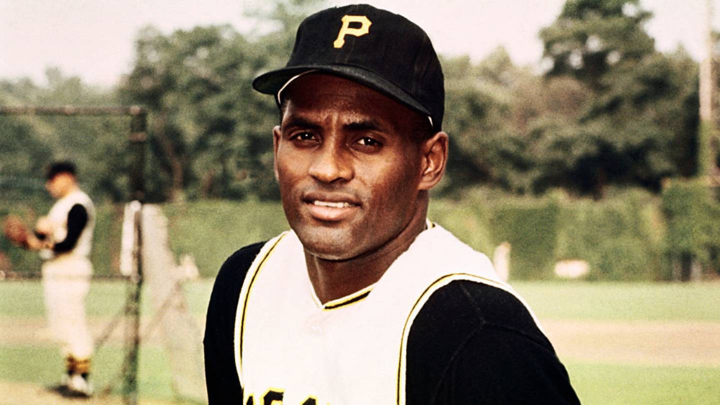 July 25, 1956: Roberto Clemente hits an inside-the-park, walk-off grand  slam to lift Pirates – Society for American Baseball Research