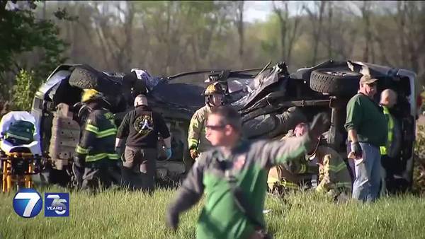 1 person dead, 3 injured in multiple-vehicle crash in Clark County that shuts U.S. route