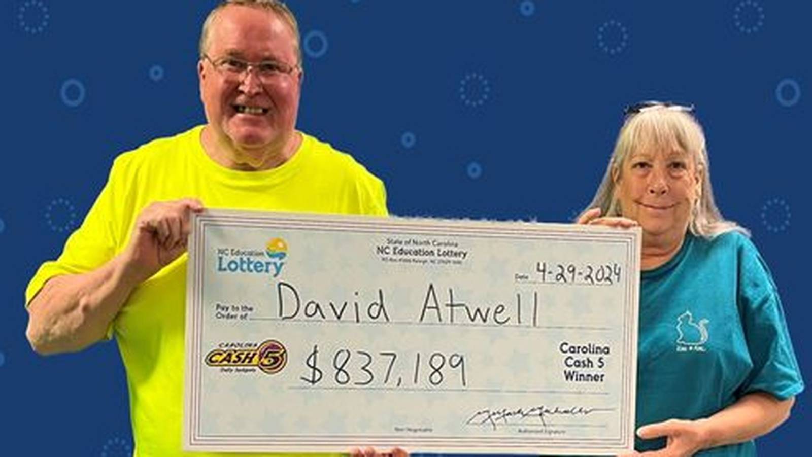 Man wins 837K lottery prize after his sister dreamt he would find gold