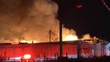 Fire burns commercial building in Dayton