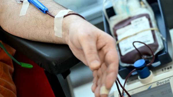 FDA to ease blood donation restrictions on gay, bisexual men