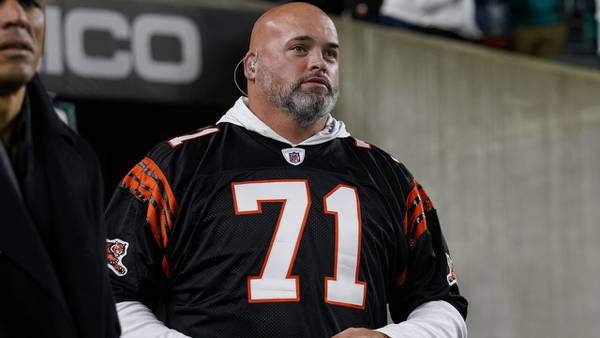 ‘Thank you, Joe, go win the Super Bowl;’ Burrow signs jerseys for Andrew Whitworth’s kids