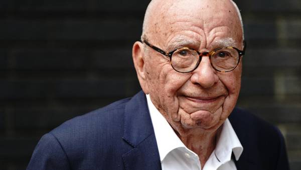 Rupert Murdoch stepping down as chairman from Fox, News Corp.