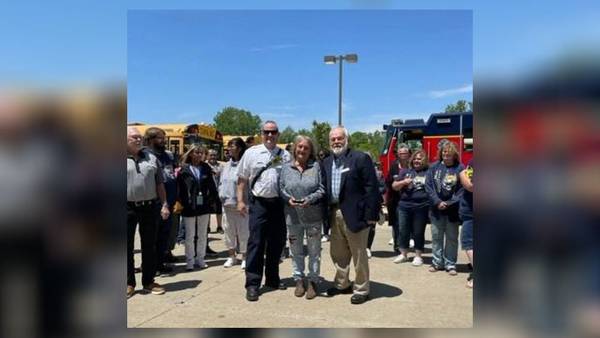 Springfield bus driver honored after extinguishing fire