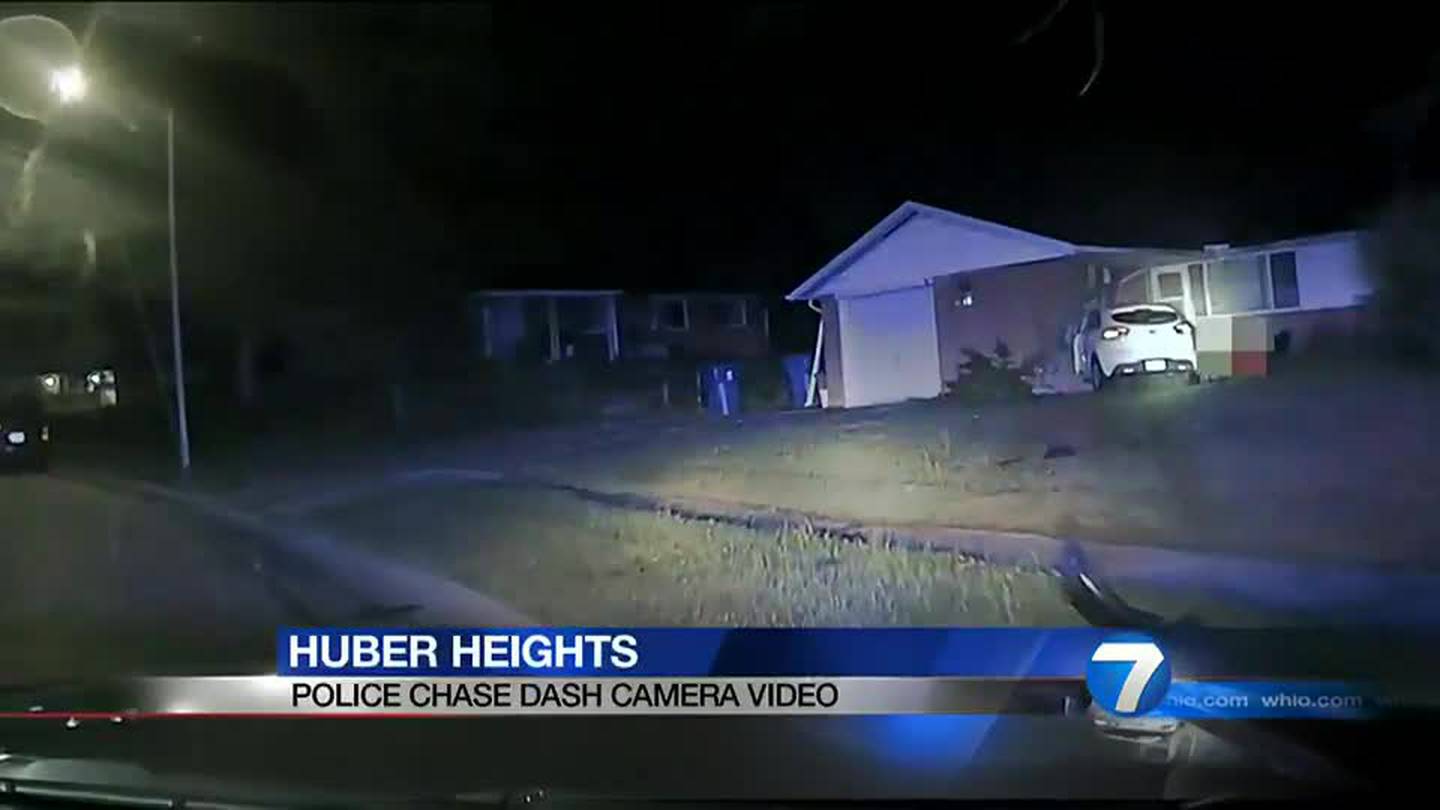 Ring camera captures car crash on Cahokia Heights front lawn
