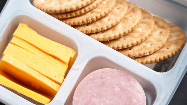 Consumer Reports investigation shows high sodium levels in Lunchables cafeteria versions