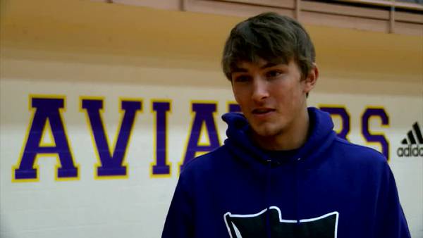 Butler HS senior gets national attention for football play