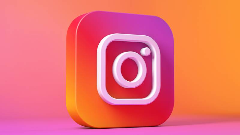 3d rendering of Instagram icon on colorful background