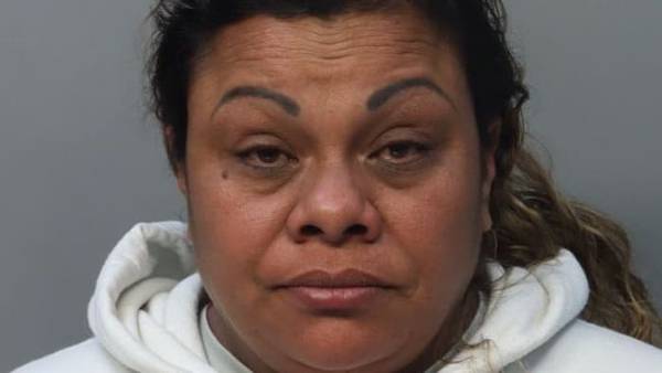 Police: Woman charged after stabbing boyfriend in the eye with ‘rabies needle’