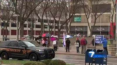 Pro-life, pro-choice supporters rally in Dayton, virtually as SCOTUS hears Mississippi abortion case