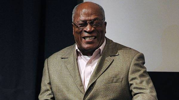‘Roots,’ ‘Good Times’ actor John Amos hospitalized