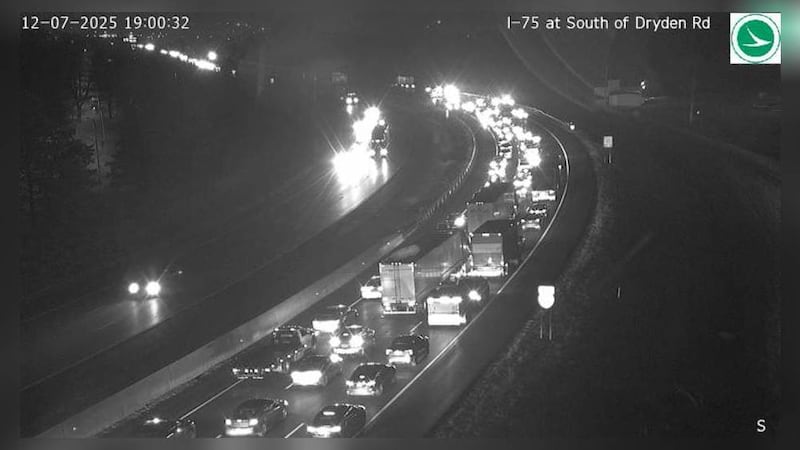 TRAFFIC ALERT: All lanes closed due to crash on I-75 in Moraine