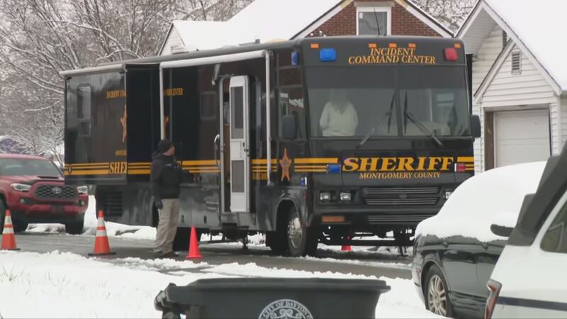 SWAT, hostage negotiation team called to local neighborhood