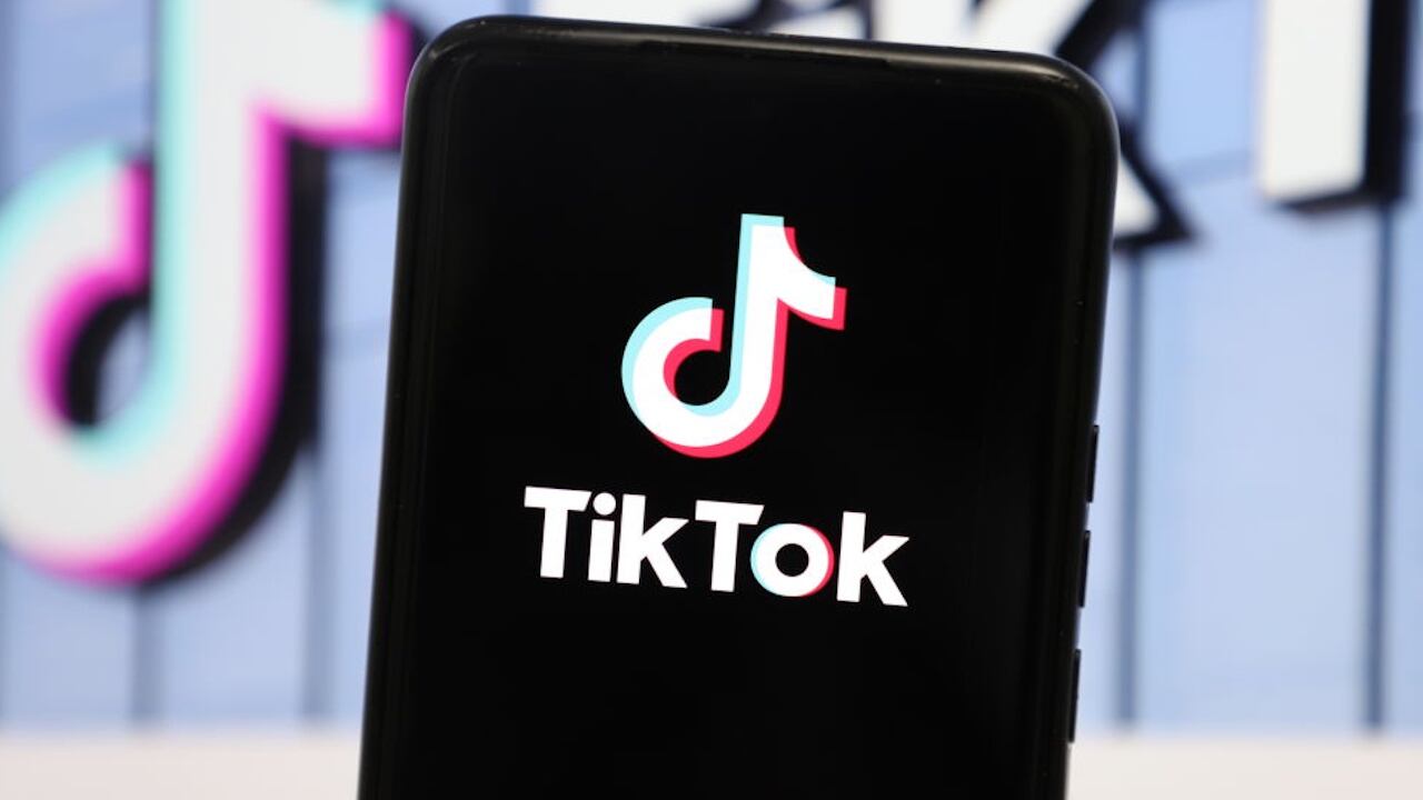   It good and nice : TikTok creator Dr Pepper jingle featured as ad during CFP final – WHIO TV 7 and WHIO Radio