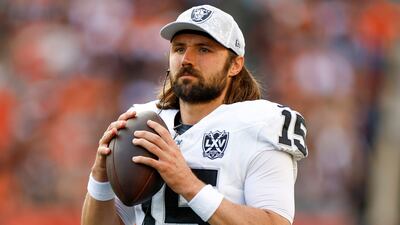CINCINNATI, OHIO - NOVEMBER 3: Gardner Minshew #15 of the Las Vegas Raiders on the sideline during the second half of a game against the Cincinnati Bengals at Paycor Stadium on November 3, 2024 in Cincinnati, Ohio. (Photo by Brandon Sloter/Getty Images)