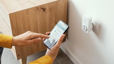 Arbor provides a guide to understanding how to monitor electricity usage in your home, cut costs, and develop energy-conscious habits.
