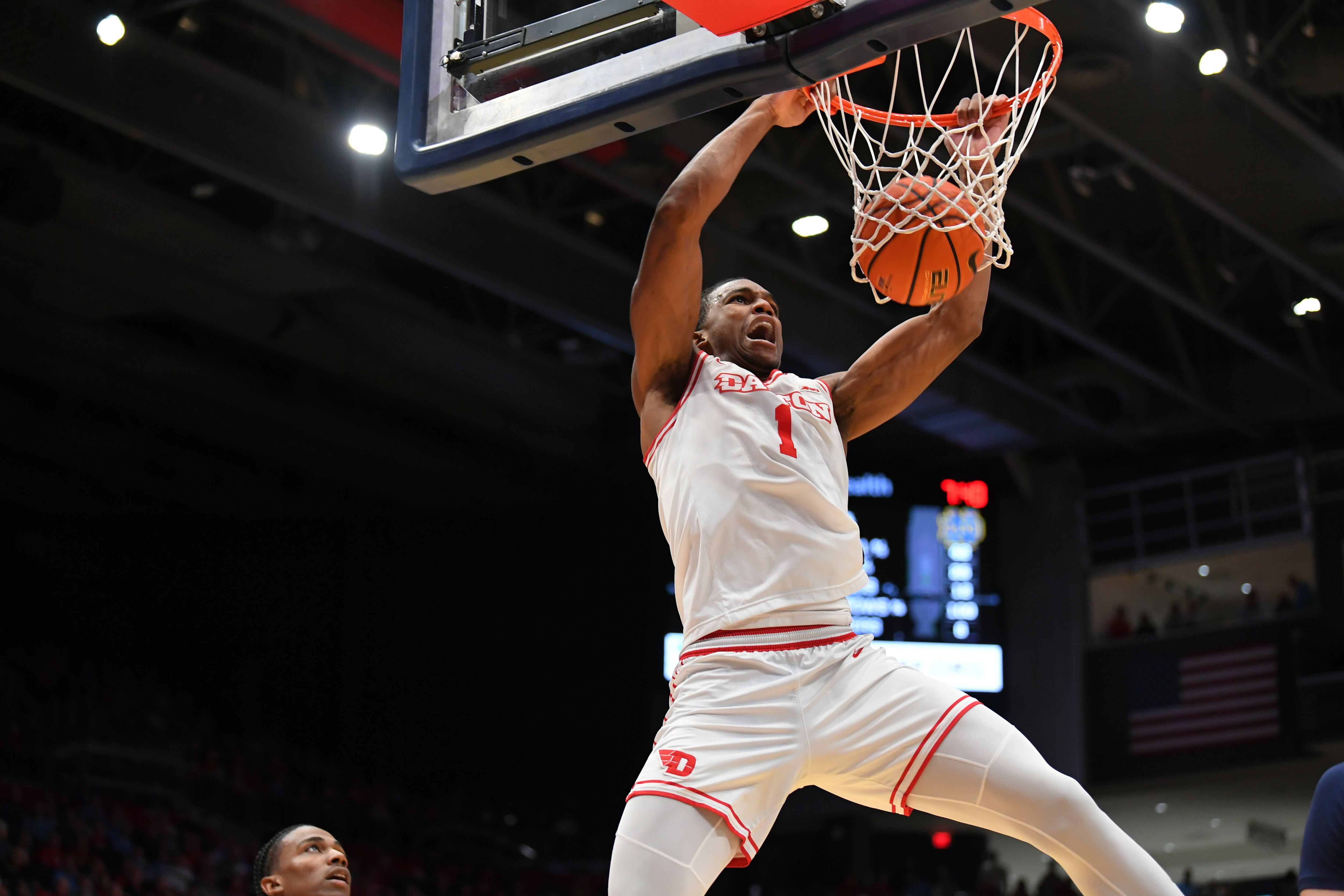 Malcolm Thomas scored 20 points as Dayton beat Notre Dame - WHIO TV 7 and WHIO Radio
