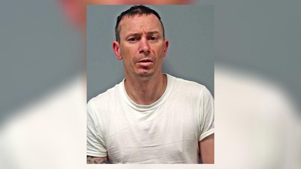 Man found with stolen police badge after chase - WHIO TV 7 and WHIO Radio
