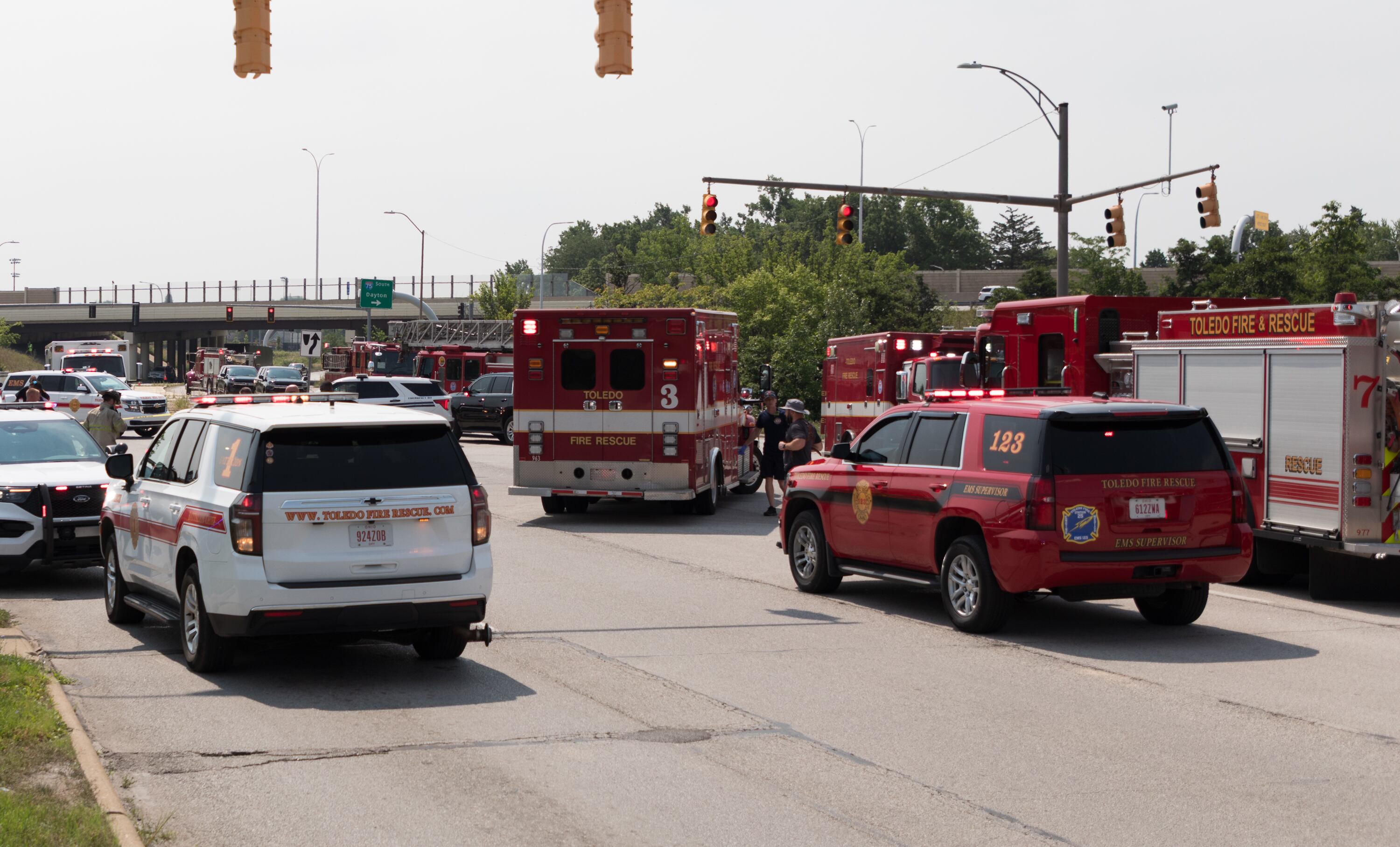 5 family members die in Toledo car during suspected CO poisoning ; local fire officials talk dangers
