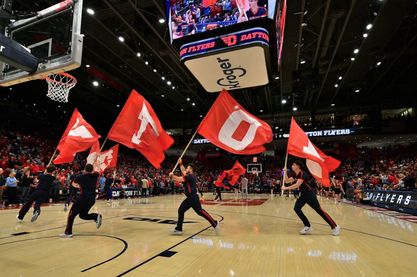 Photo of UD Cheerleaders. Photo courtesy of Rick Roshto