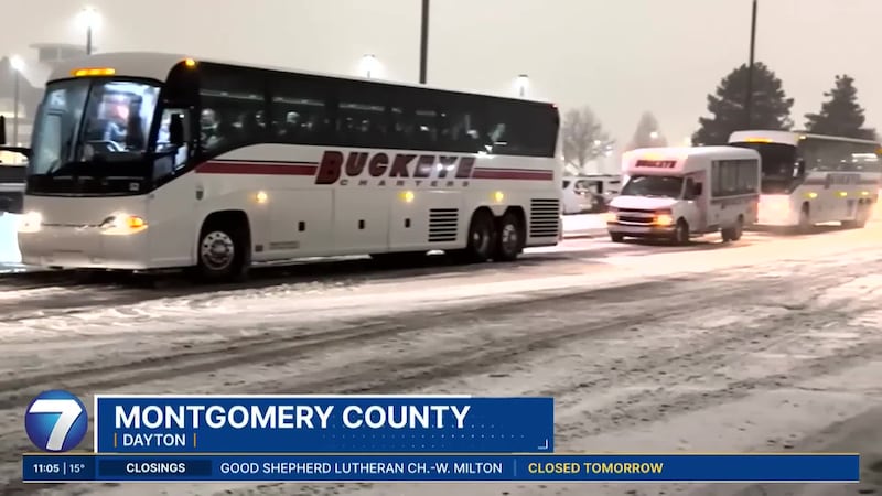 Fans deal with snow, cold while heading to Dayton Flyers game