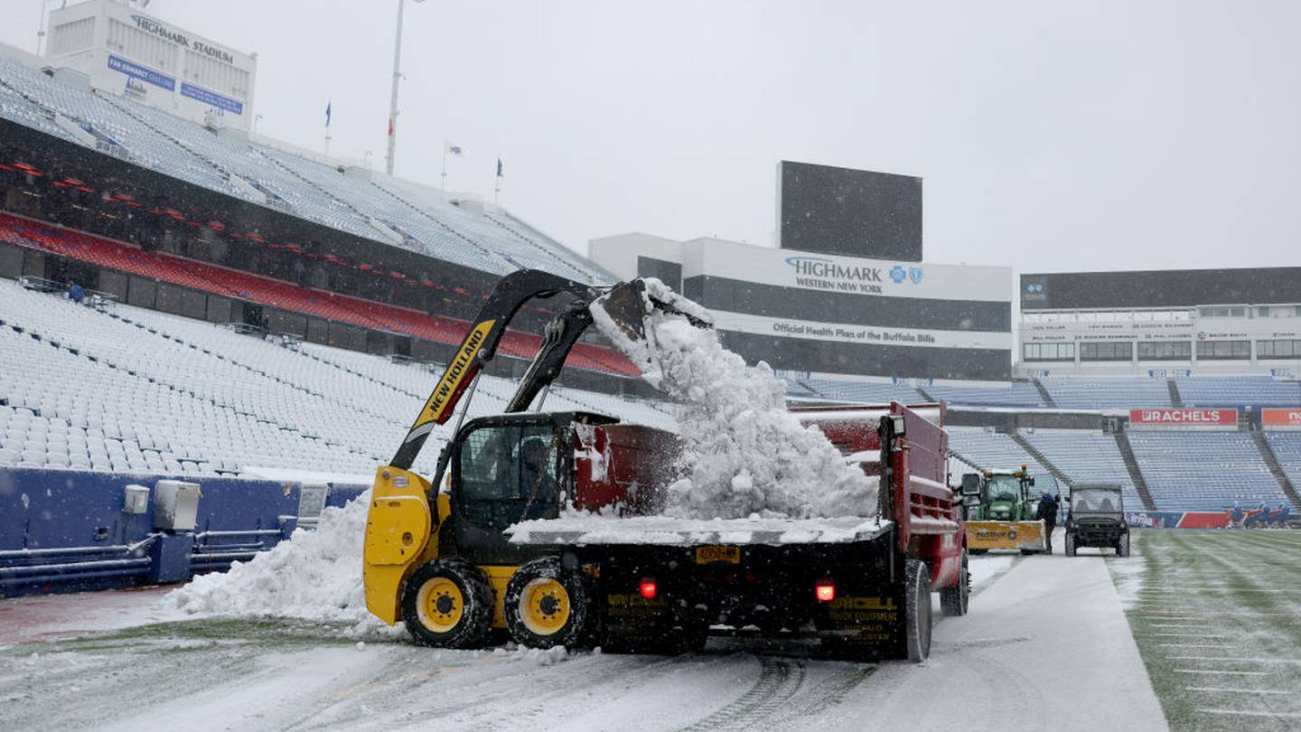 Paralyzing' snow could wreak havoc on Bills vs. Browns game in Buffalo