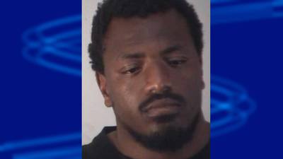 Florida man attacks victim at Wawa, later attempts to bite officer, police say