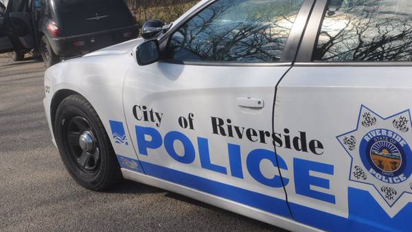 Crash with injuries reported in Riverside