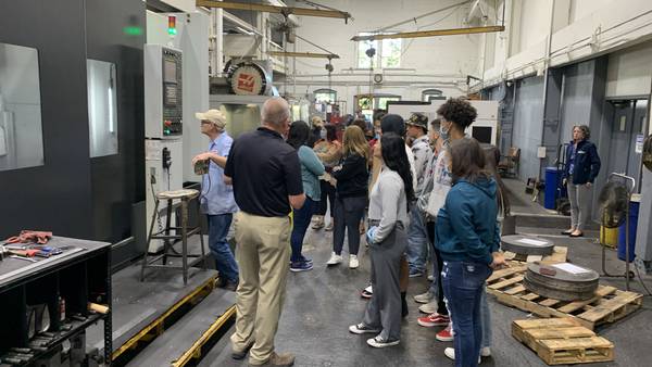 Piqua HS students tour Miami County manufacturing businesses